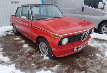 BMW 2002 Tii in Need of Restoration