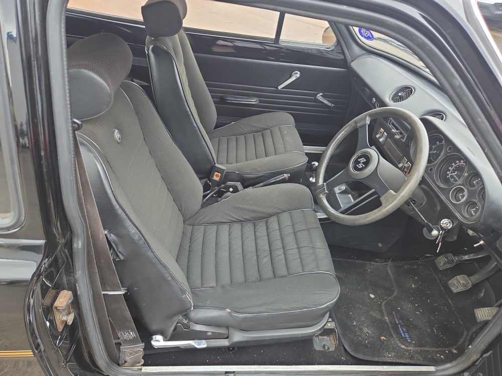 escortrs2000black 14 enter codriver driver orig (custom)