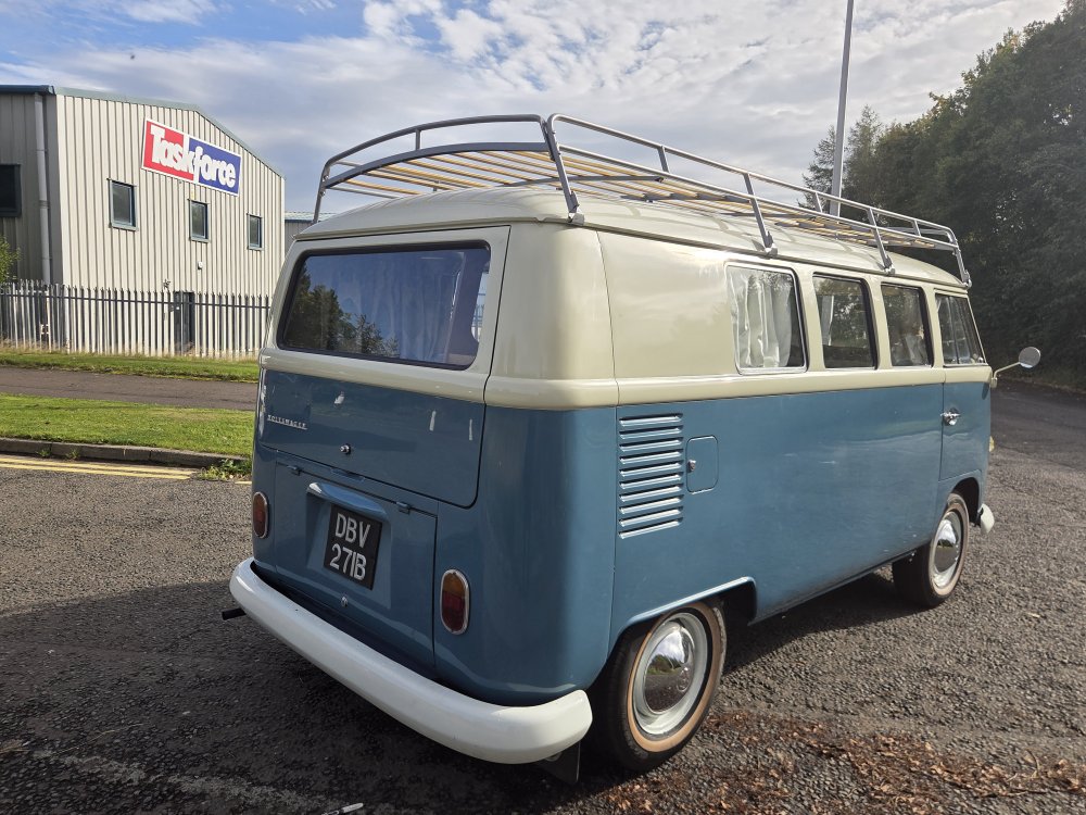 Volkswagen T1 Splitscreen Camper 20261003 111107 1000 750