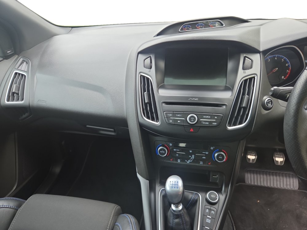 front panel passenger 13 final 1000 750
